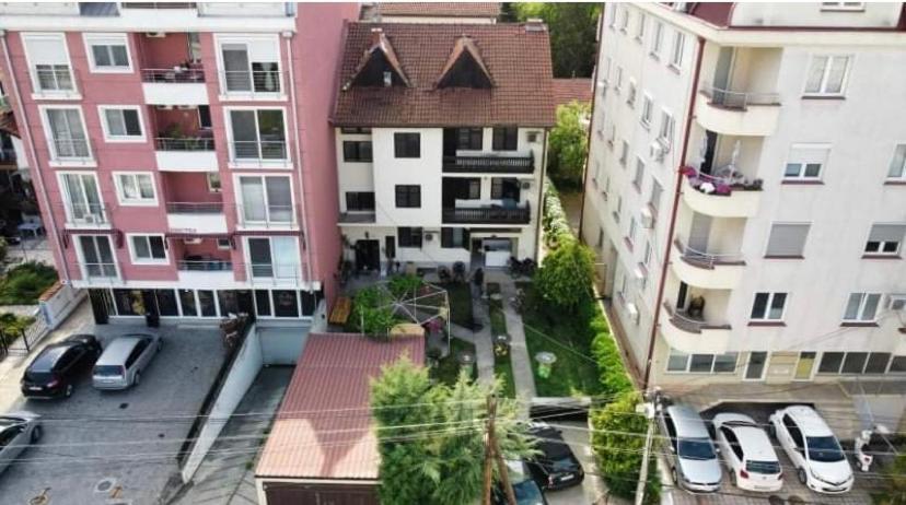 Nordic Hostel N-Box Skopje Exterior photo